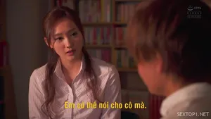 Chick Series - Cô nàng tóc vàng nhỏ nhắn bị địt bên hồ bơi
