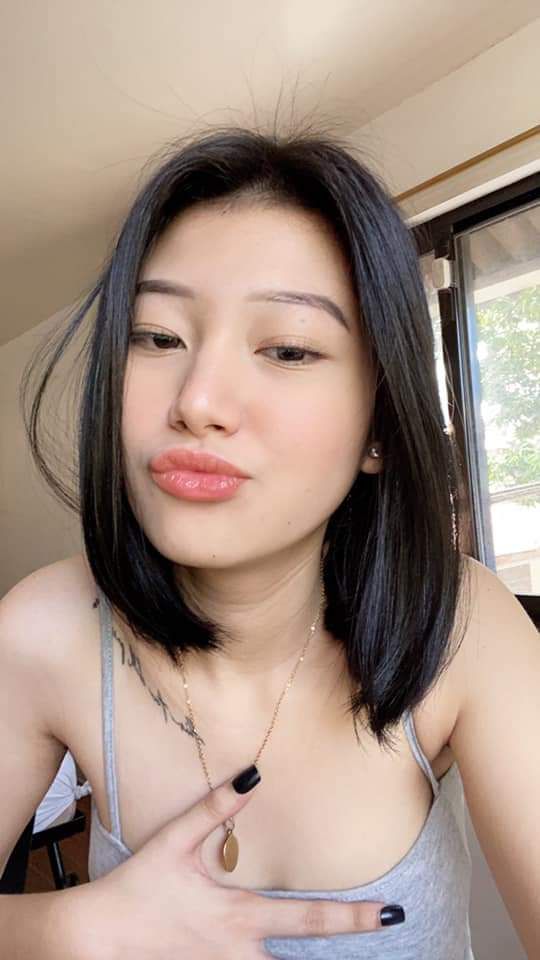 Tôi thấy bạn gái ngực bự của tôi đang xem phim khiêu dâm nên tôi đã quan hệ với cô ấy một cách mạnh bạo và xuất tinh vào cô ấy